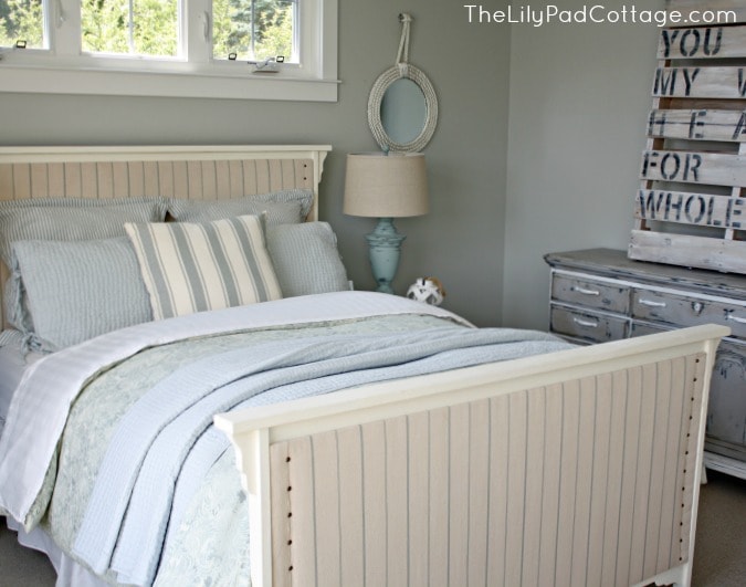 How to upholster a bed - www.thelilypadcottage.com
