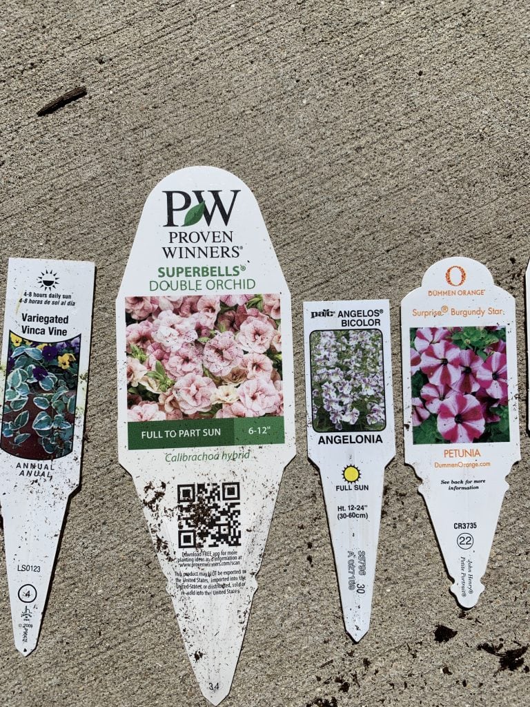 flower tags