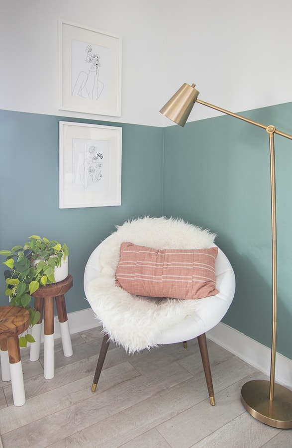 mid century modern chair, fun teen room ideas