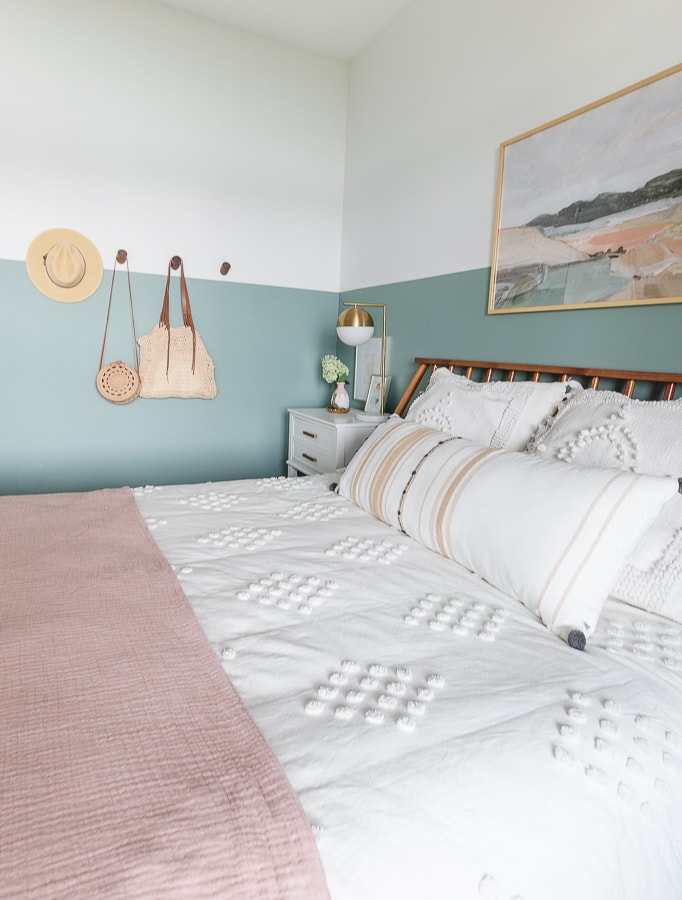 white bedding, color blocked walls, teen room